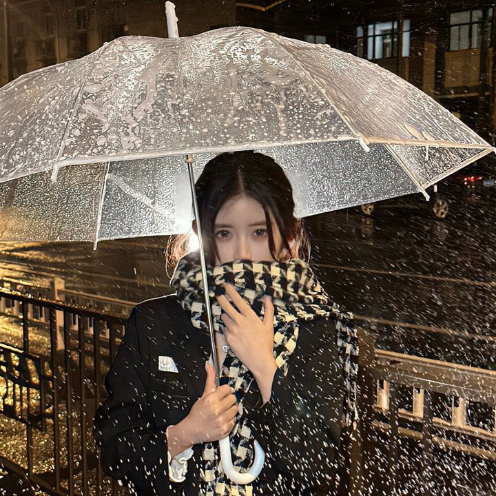 向天真的女生投降